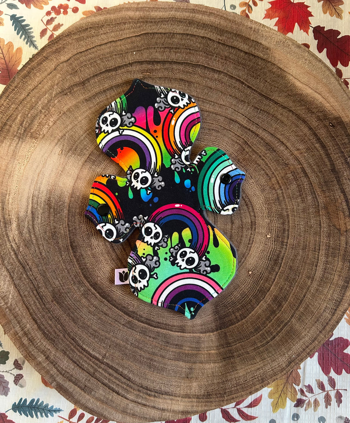 10” La Feuille - Heavy - Rainbow Skulls