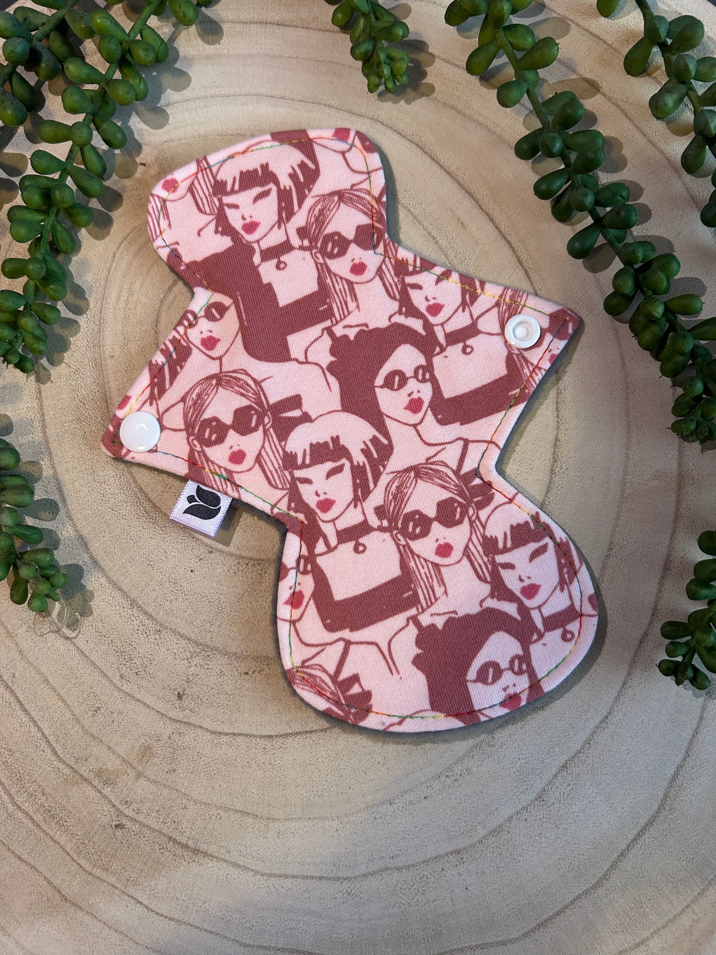 8" Sundown - Regular - Pink Faces