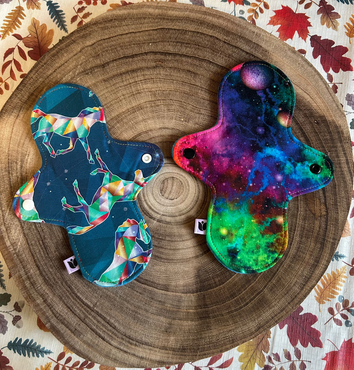 9” Curvy - Light - Rainbow Planets