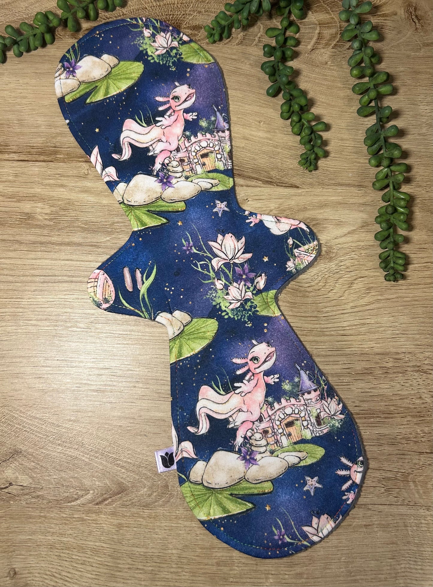 Curvy Cloth Sanitary Pad - Custom