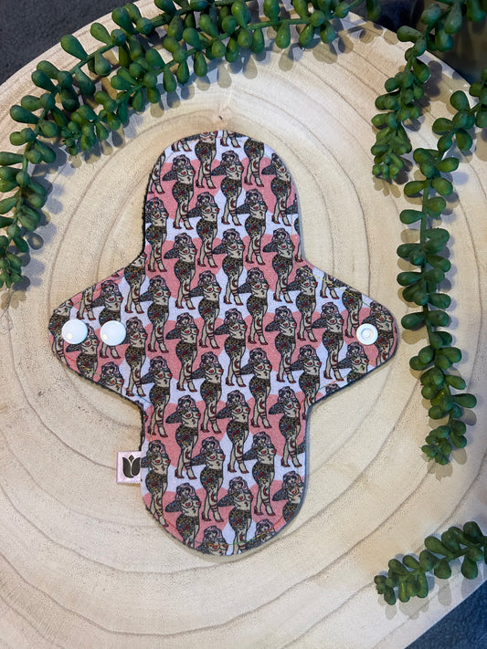 8" Staple - Regular - Pin Up